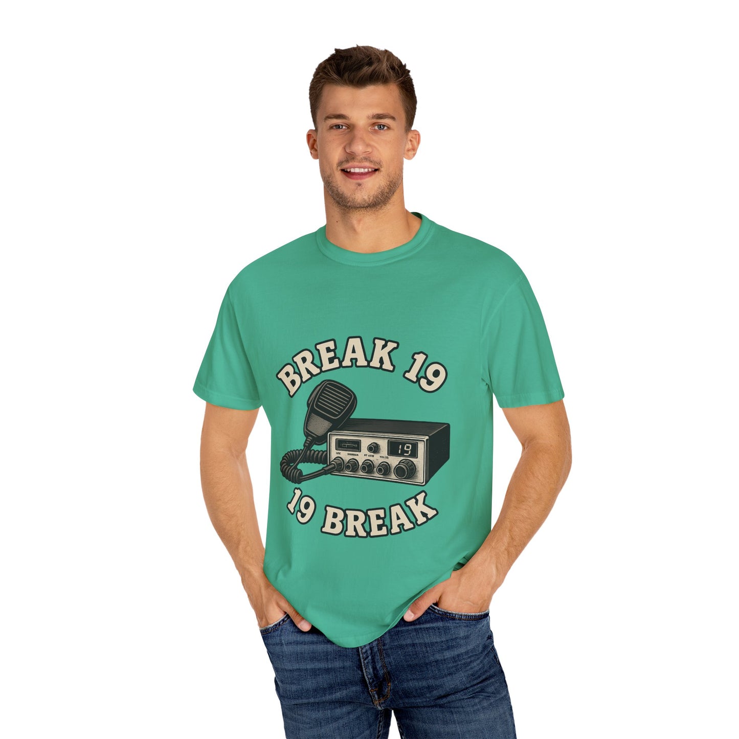 Retro Communication T-shirt with "BREAK 19" Design, Perfect for Truckers & Casual Wear, Gift for Road Trippers, Vintage Style Tee, [...]