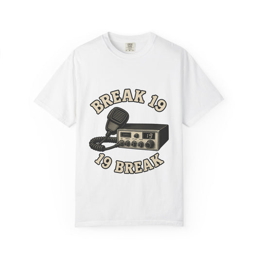 Retro Communication T-shirt with "BREAK 19" Design, Perfect for Truckers & Casual Wear, Gift for Road Trippers, Vintage Style Tee, [...]
