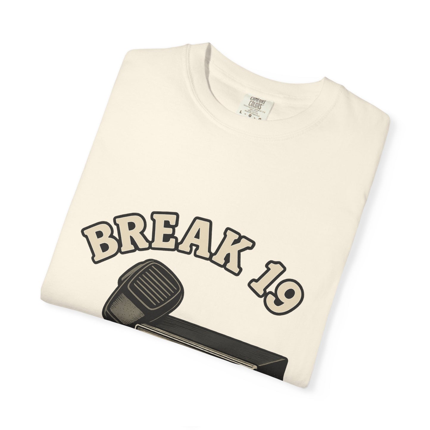 Retro Communication T-shirt with "BREAK 19" Design, Perfect for Truckers & Casual Wear, Gift for Road Trippers, Vintage Style Tee, [...]