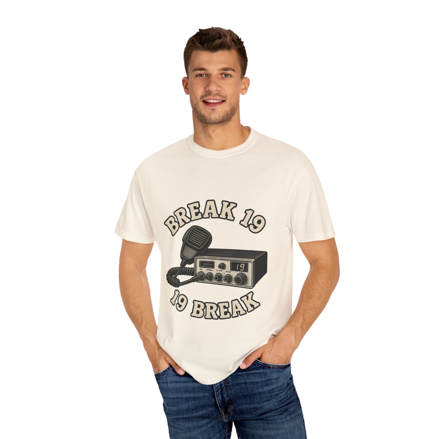 Retro Communication T-shirt with "BREAK 19" Design, Perfect for Truckers & Casual Wear, Gift for Road Trippers, Vintage Style Tee, [...]