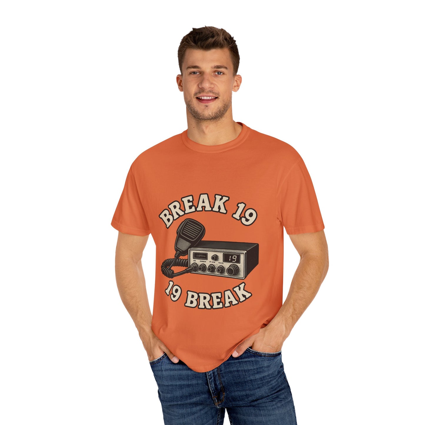 Retro Communication T-shirt with "BREAK 19" Design, Perfect for Truckers & Casual Wear, Gift for Road Trippers, Vintage Style Tee, [...]