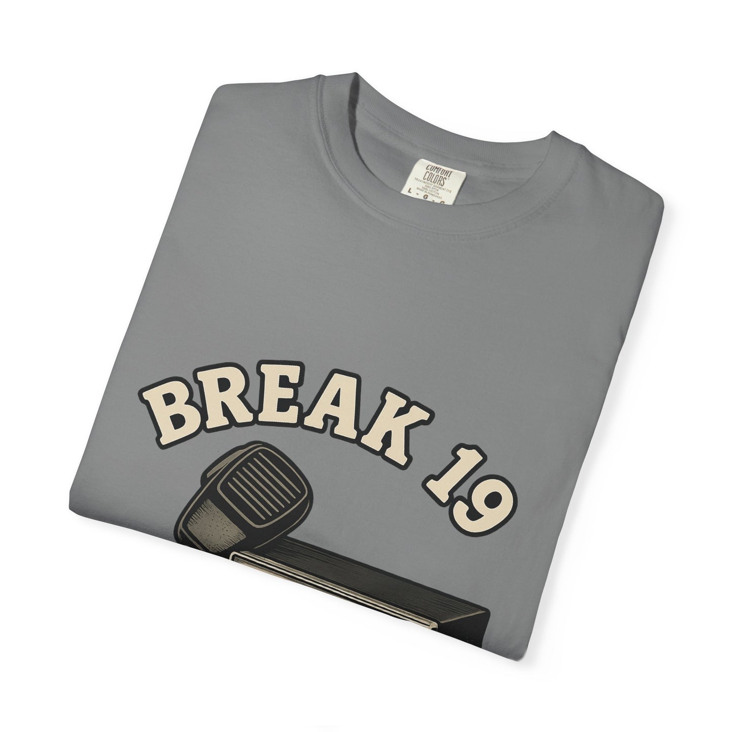 Retro Communication T-shirt with "BREAK 19" Design, Perfect for Truckers & Casual Wear, Gift for Road Trippers, Vintage Style Tee, [...]