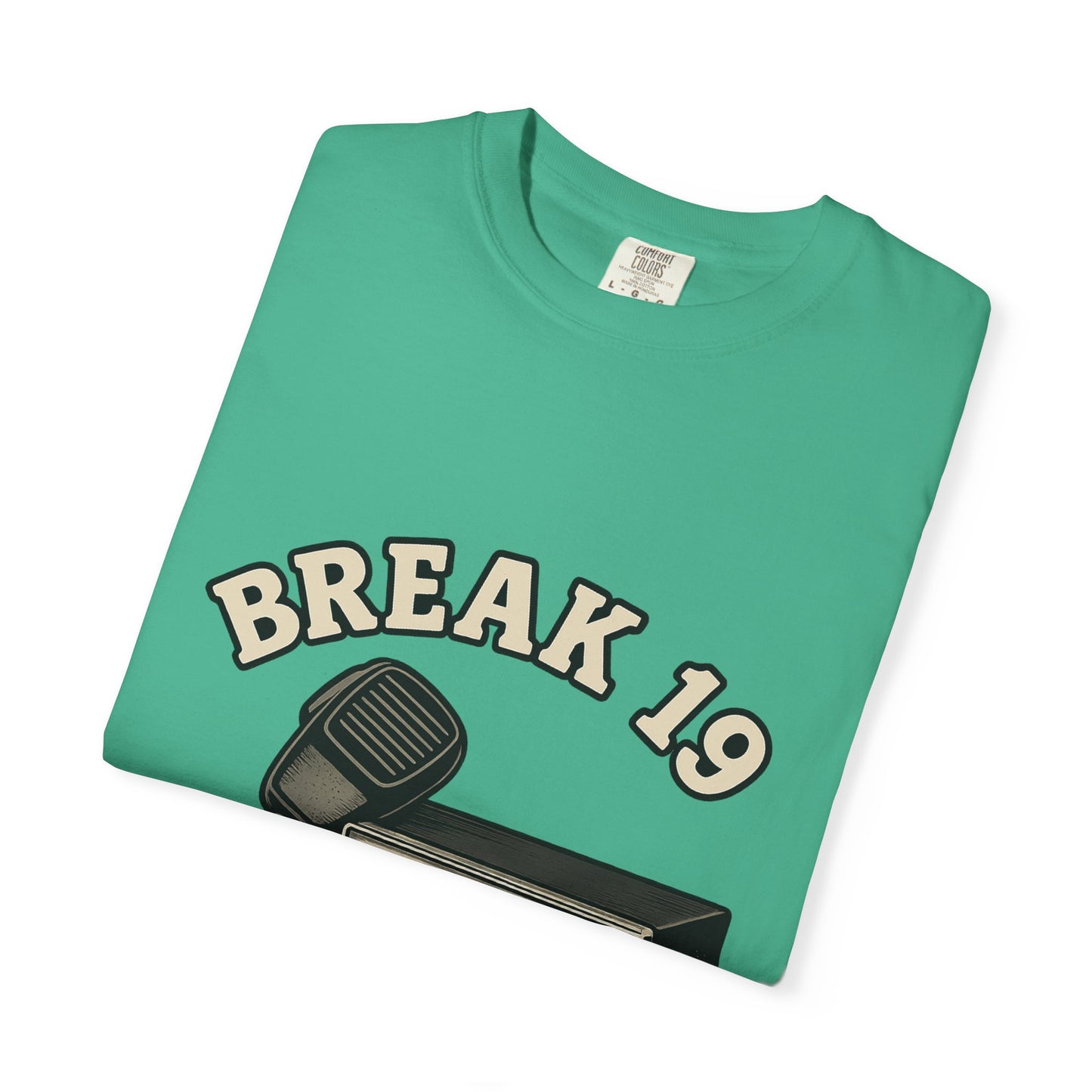 Retro Communication T-shirt with "BREAK 19" Design, Perfect for Truckers & Casual Wear, Gift for Road Trippers, Vintage Style Tee, [...]