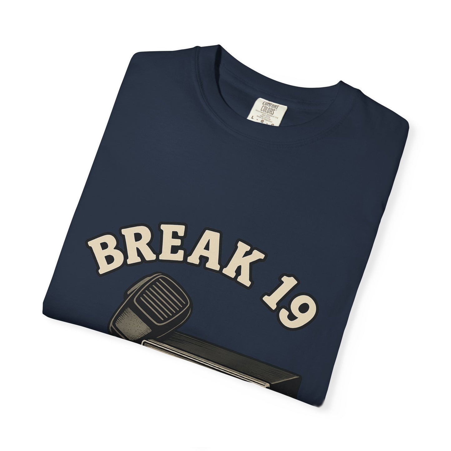 Retro Communication T-shirt with "BREAK 19" Design, Perfect for Truckers & Casual Wear, Gift for Road Trippers, Vintage Style Tee, [...]