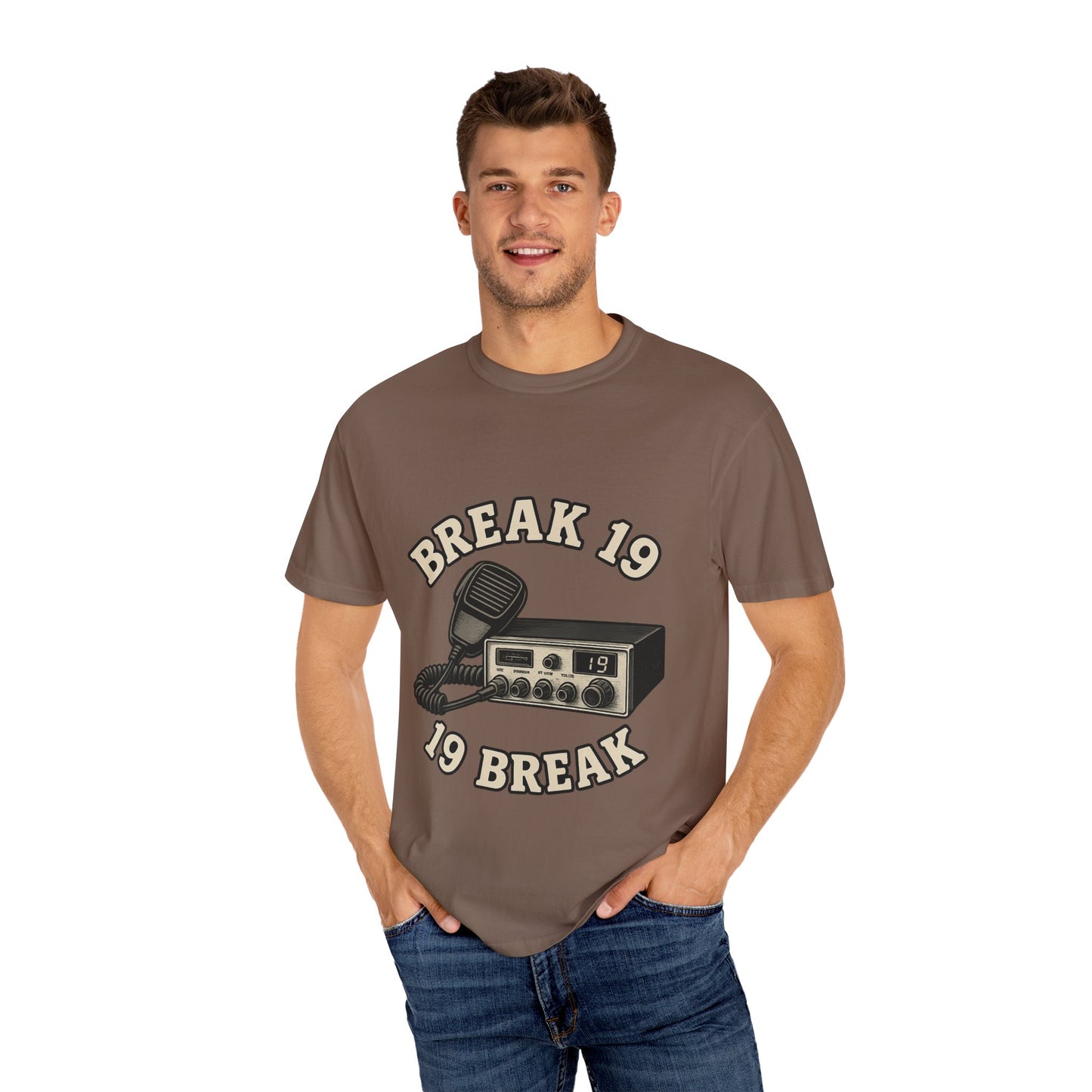 Retro Communication T-shirt with "BREAK 19" Design, Perfect for Truckers & Casual Wear, Gift for Road Trippers, Vintage Style Tee, [...]